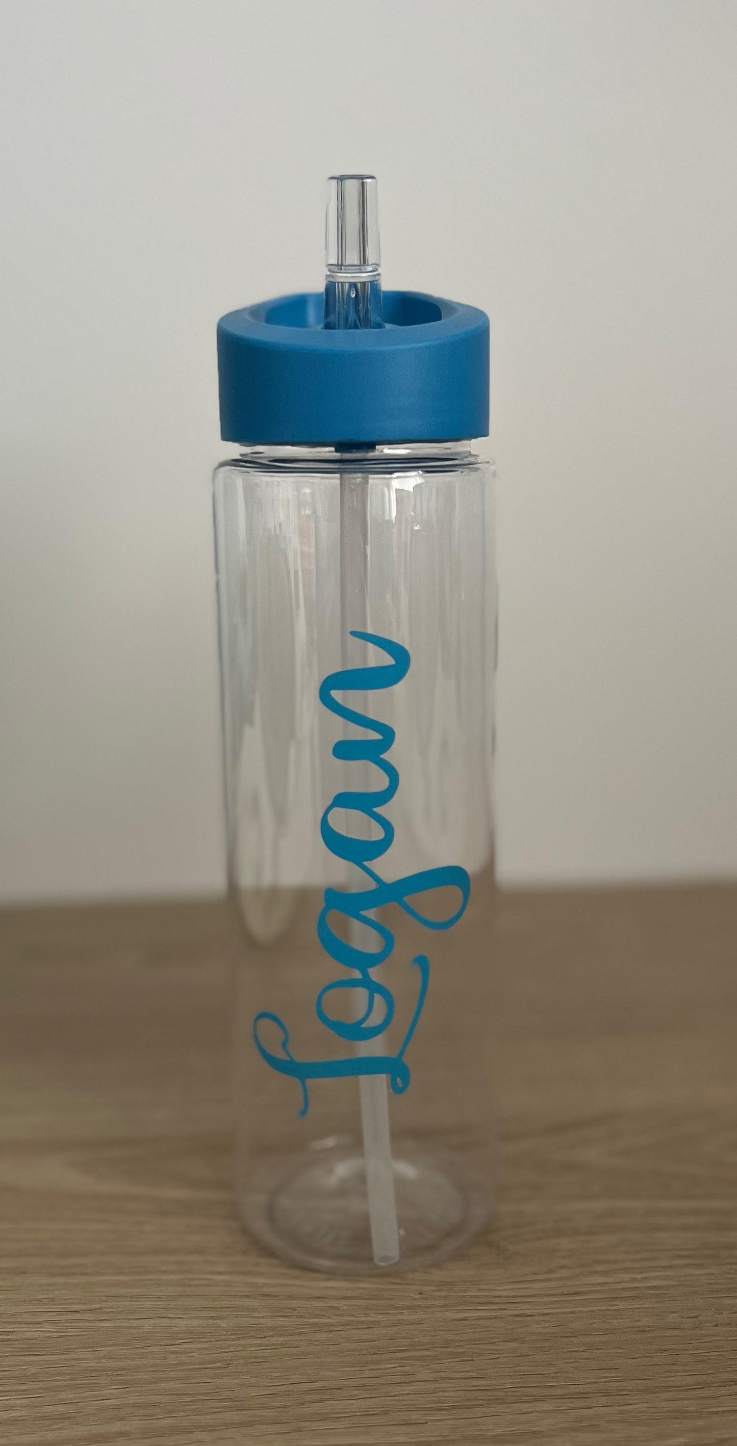 750ml water bottle